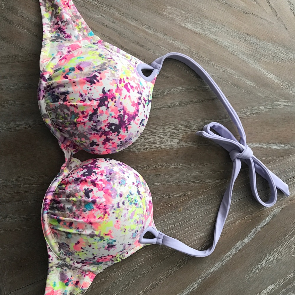 VICTORIAS SECRET PUSH UP TOP 32 B